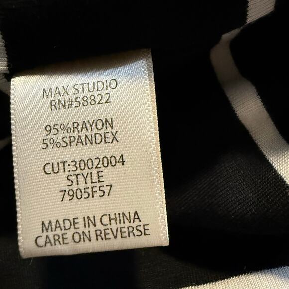 Max Studio Striped Dolman Blouson Bat Wing Dress, Black White, Medium, NWT - Picture 8 of 8